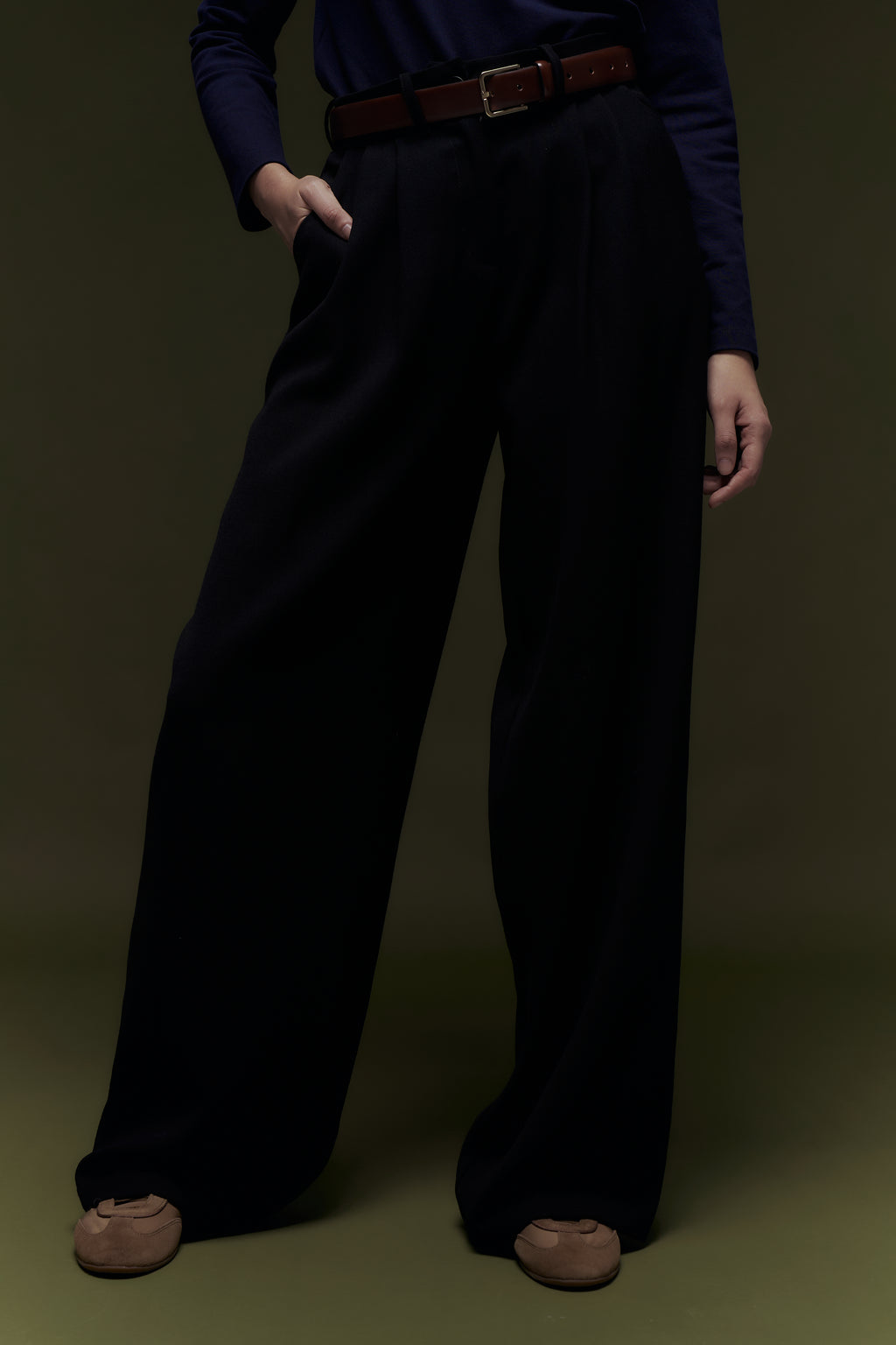 Nouveau Tailored Pants by Baltér Warsaw – detail view
